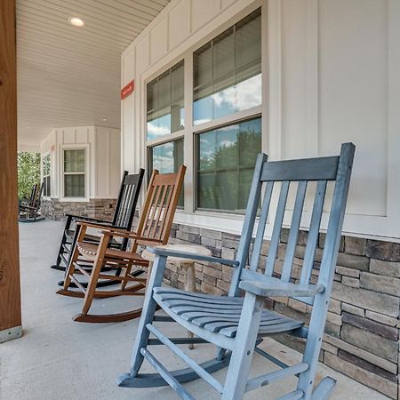 Stunning Helen Getaway With Hot Tub And Ev Charger! Villa Exterior foto