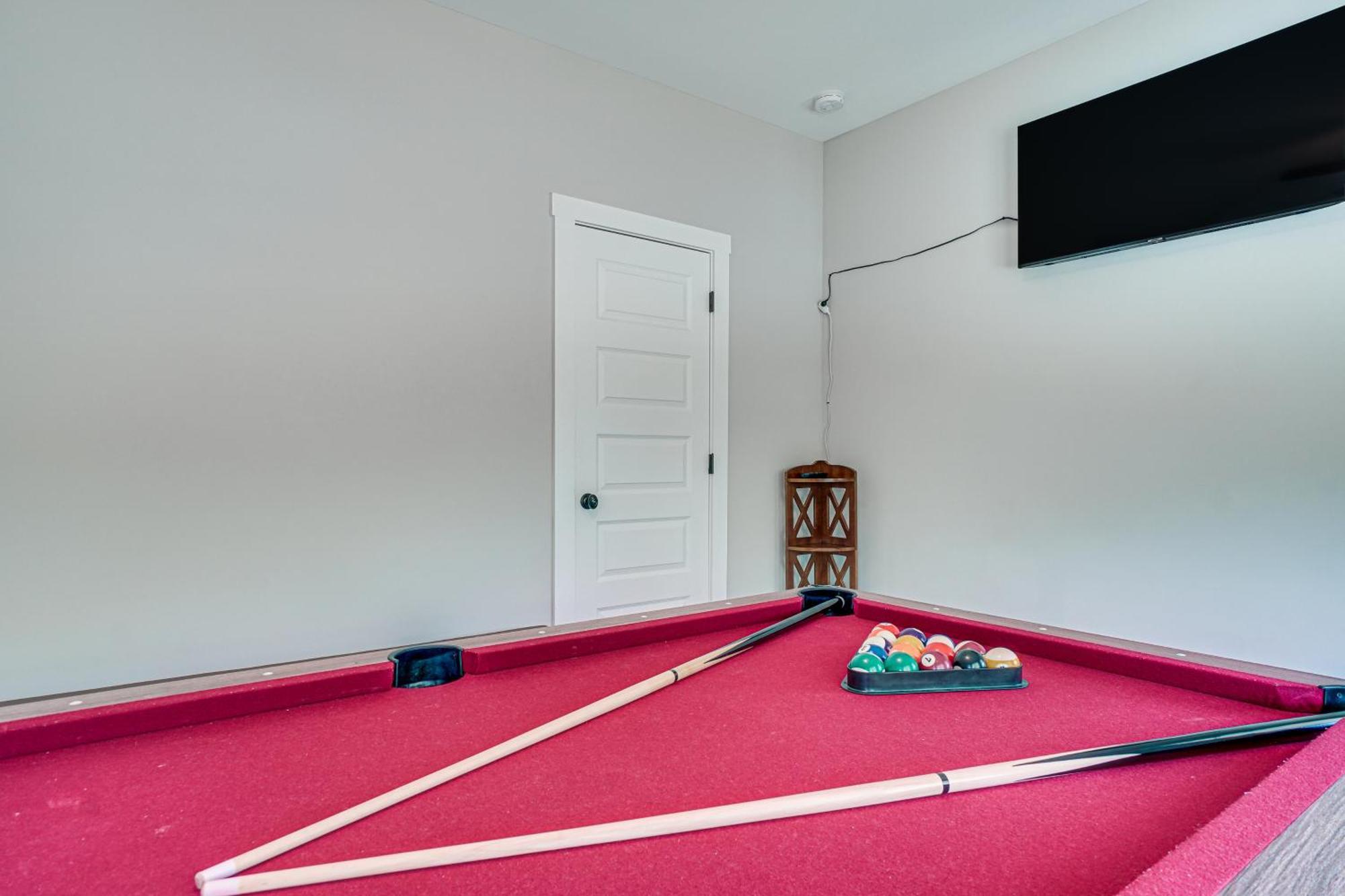 Stunning Helen Getaway With Hot Tub And Ev Charger! Villa Exterior foto