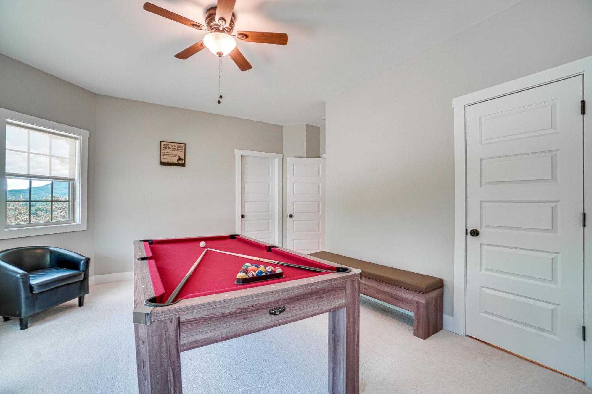 Stunning Helen Getaway With Hot Tub And Ev Charger! Villa Exterior foto