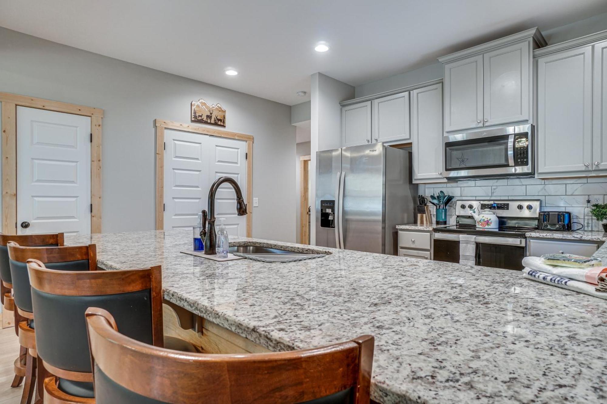 Stunning Helen Getaway With Hot Tub And Ev Charger! Villa Exterior foto