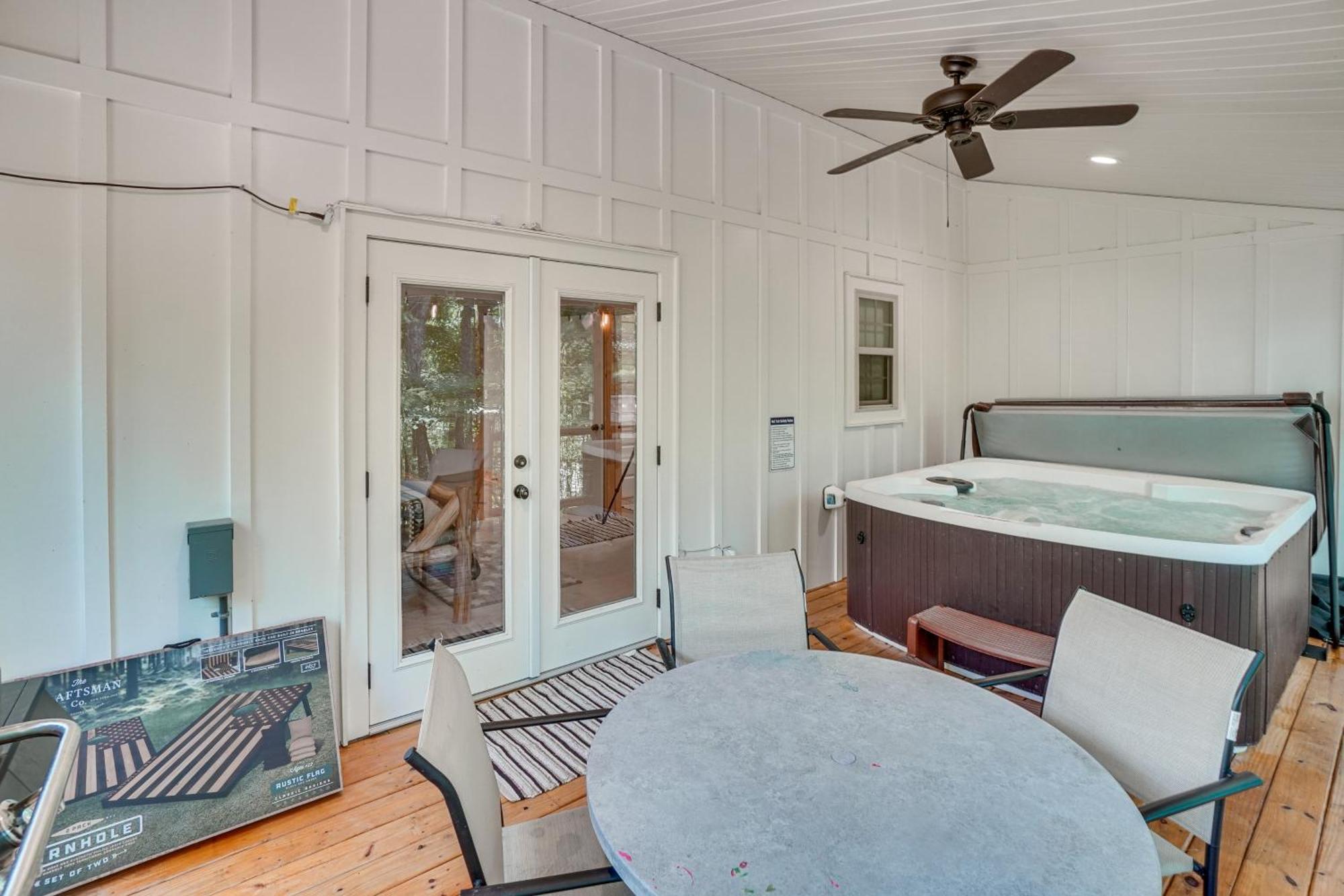 Stunning Helen Getaway With Hot Tub And Ev Charger! Villa Exterior foto