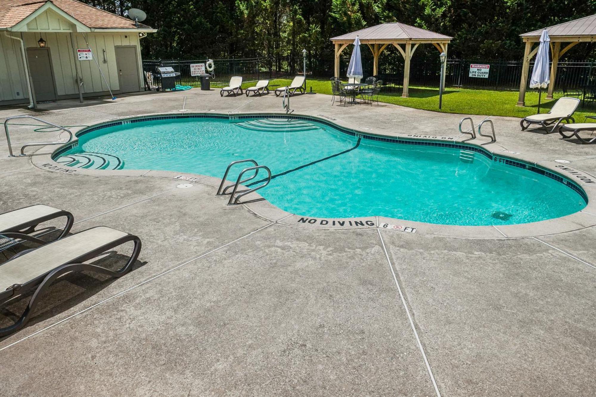 Stunning Helen Getaway With Hot Tub And Ev Charger! Villa Exterior foto